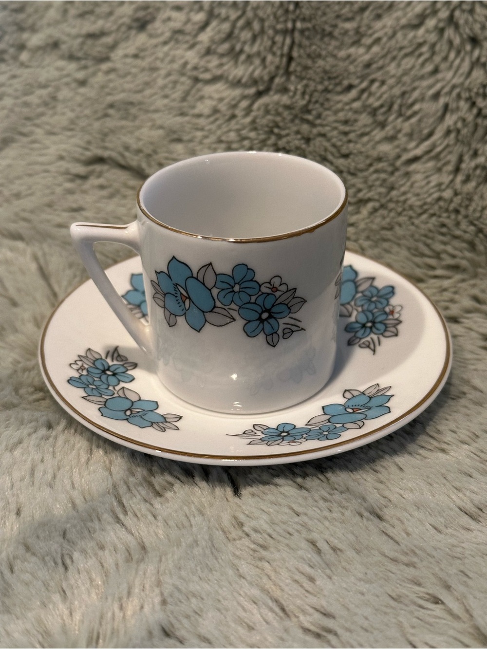 Vintage Chinese Porcelain Demitasse Tea Cup & Saucer Blue Floral Gold Rim Chic